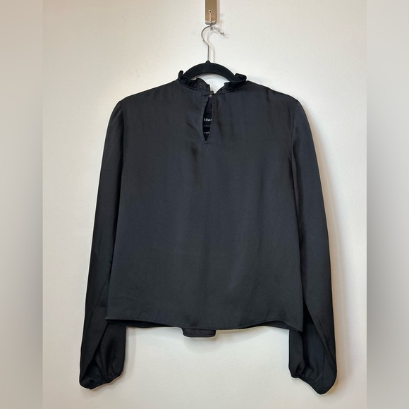 Express High Ruffle Neck Balloon Sleeve Crop Blouse Black - Picture 6 of 7